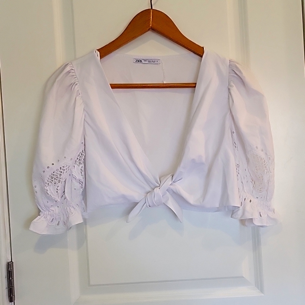 Zara Puff Sleeve White Bow Tie Cropped Top.